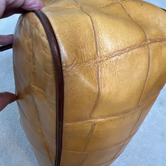 Dooney & Bourke Nile Shoulder Hobo Bag Vintage Yellow Croc Embossed Leather - Picture 9 of 16